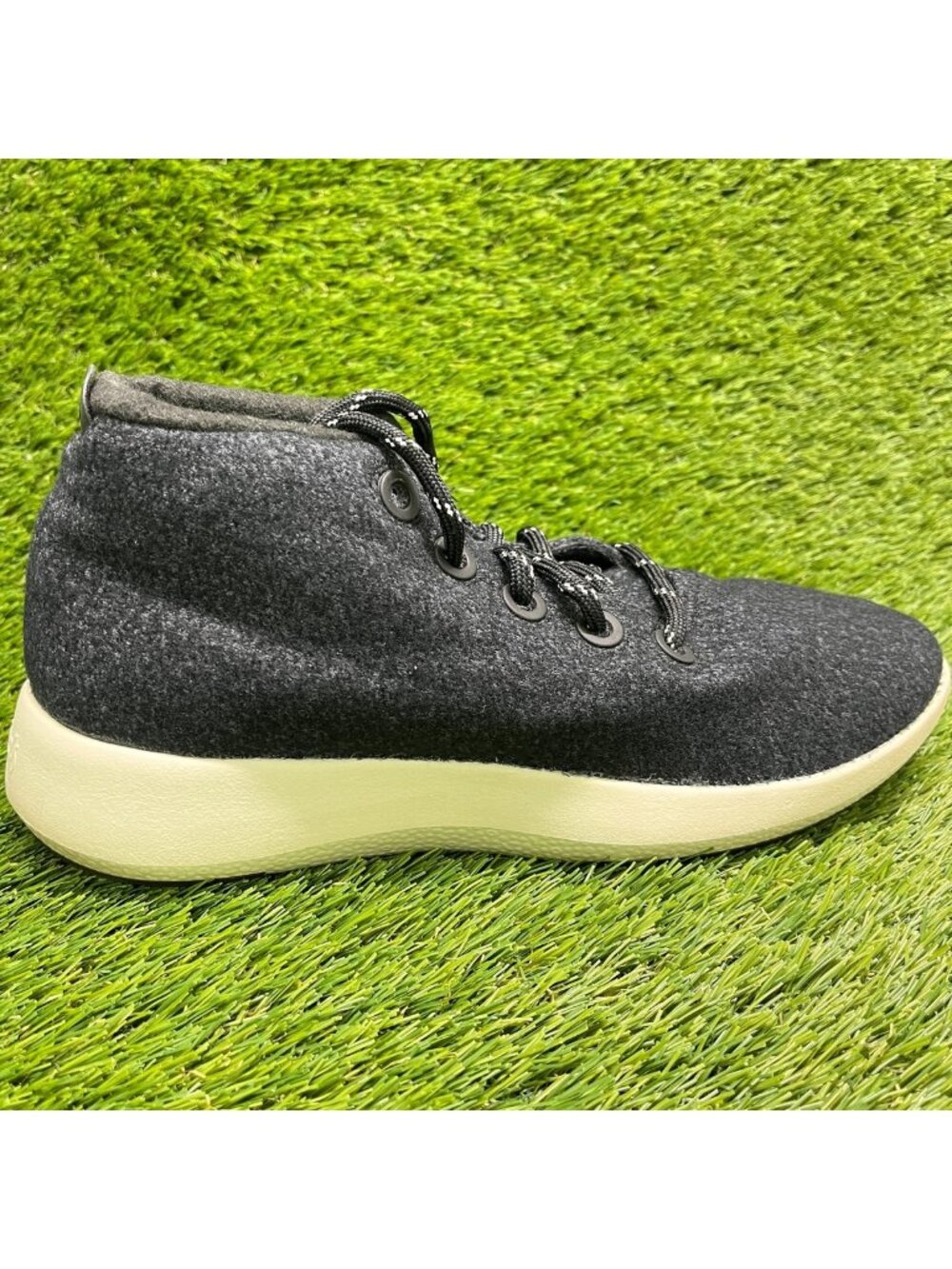 Allbirds Wool Runner Up Mizzles Mens Size 10 Black White Athletic Shoes Sneakers